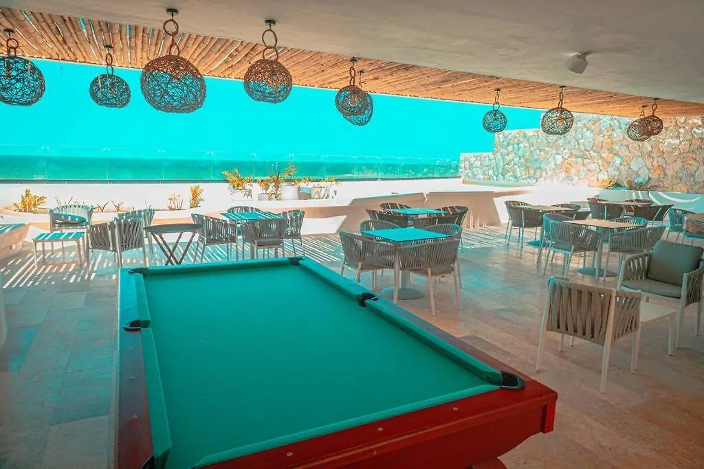 Luxury Ocean Front Apartment Merida