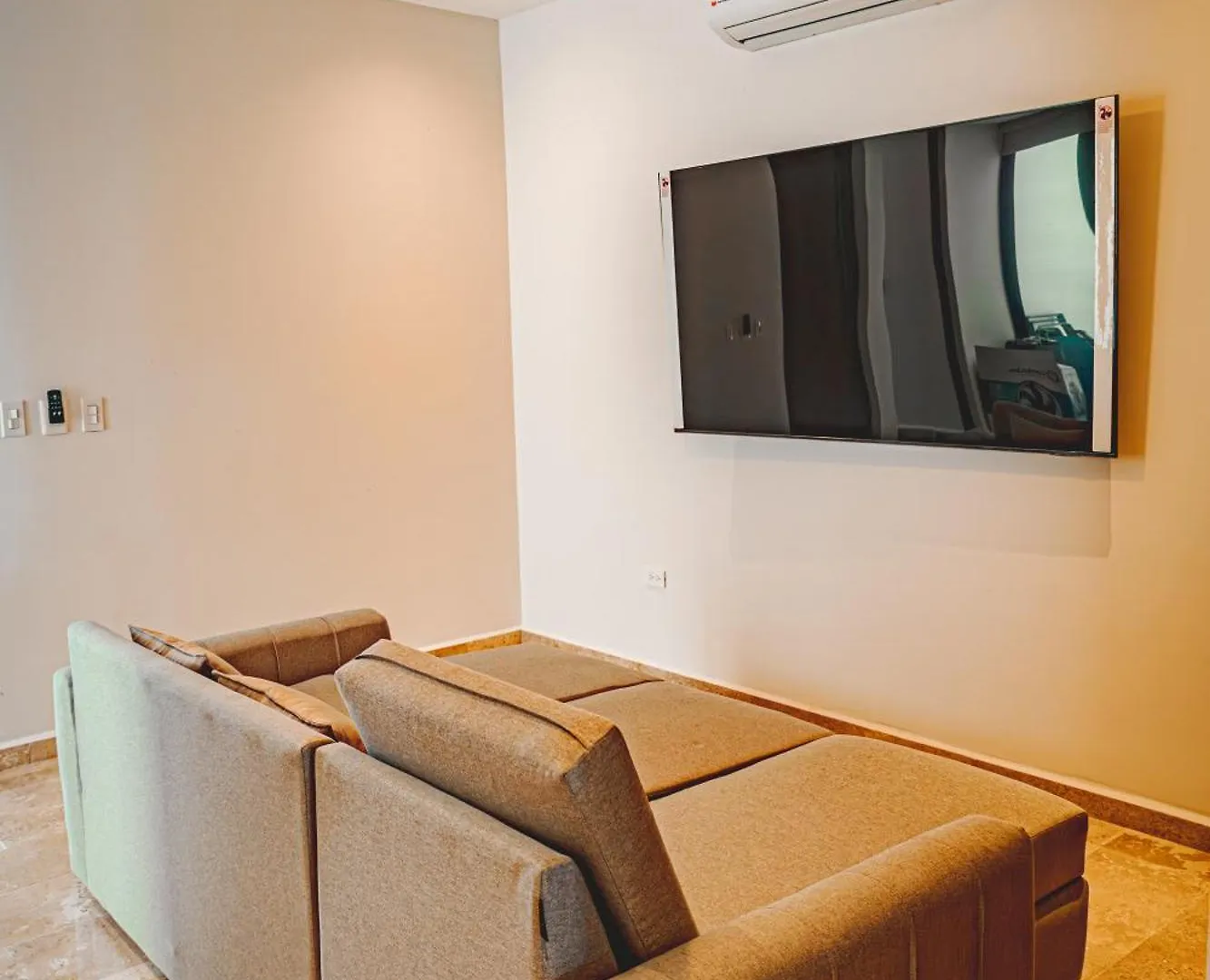 Luxury Ocean Front Apartment Merida