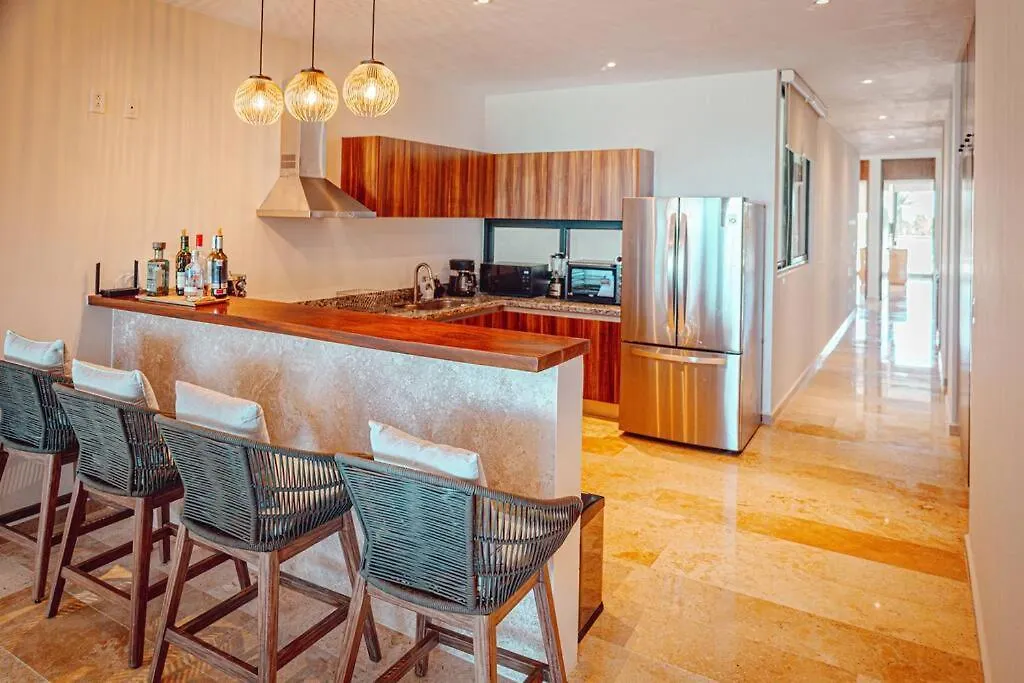 Luxury Ocean Front Apartment Merida