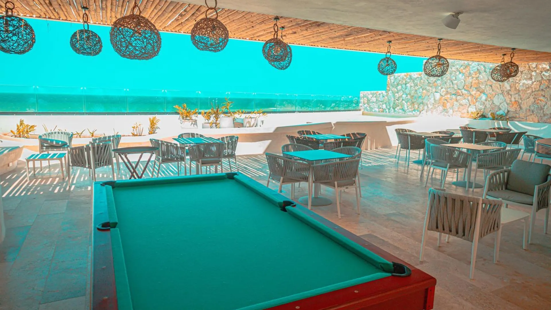 Luxury Ocean Front Apartment Merida
